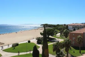Image of 3 rooms seaside sandy beach french riviera