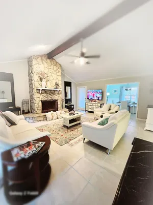 Image of FAIRHOPE, DAPHNE, DT MOBILE & BEACHES!\nDAY SPA, POOLS, GOLF,& MASSAGE CHAIR INCL