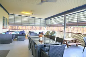 Image of The Hopeful Hut-Cosy beach vibes-Bring the dog & boat