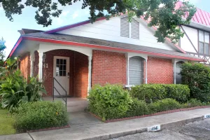 Image of Newly Renovated Townhouse in a Great Location.