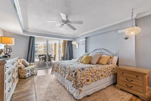 Image of Ocean Paradise: 4BR Condo in Litchfield By the Sea