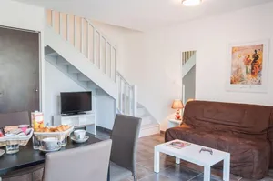 Image of Duplex 700 m de Saint Cyprien av\/ Salle Fitness!