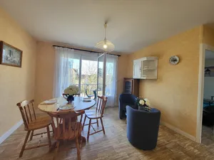 Image of Appartement rustique proche plage et base nautique, stationnement inclus - FR-1-364-79