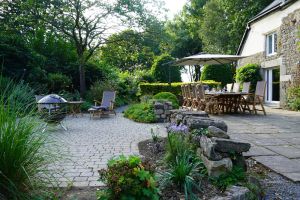 Image of Quiet country house with park-like garden near the Atlantic coast ideal for families