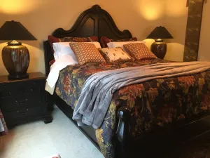 Image of Quiet, upscale townhome located in the Convention District