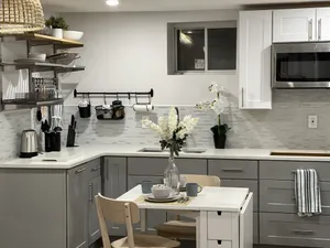 Image of Modern long island guest suite