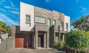 Image of A pleasant & sweet Home