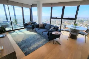 Image of Sky-high South Yarra luxury 2 bed sleeping up to 4