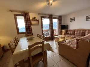 Image of 300m from resort center, 2nd floor, balcony, tv, ski locker, 44m², Peisey-Vallandry