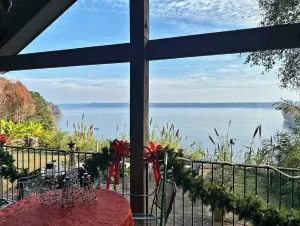Image of On the lake AND in Downtown Eufaula