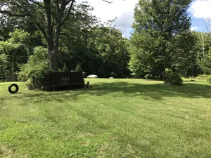 Image of Secluded House at trailhead to Minnewaska State Park