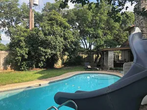 Image of Private Swimming Pool House 5bd