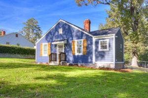 Image of Blue Bungalow - Updated 2bd\/1ba in Augusta