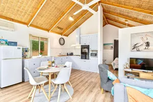 Image of Back 'O' Burke Victor Harbor