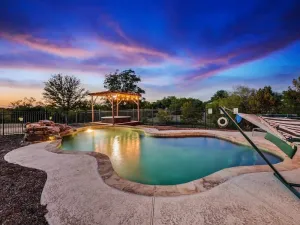 Image of Modern Home - 1 Acre Lot w\/ Pool, Patios, Jacuzzi