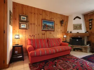 Image of Cozy 2-Bedroom Apartment for 4 with Terrace, Garage, and Pet-Friendly in Les Houches
