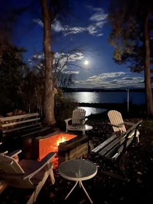 Image of Magnificent Lakefront Lodge Panoramic View Lake Champlain. Pickleball\/Kayak\/dogs