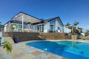Image of Perfect Escape Waterfront  4 Bd, Pool, central