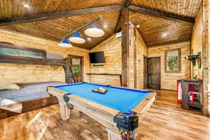 Image of 3-Story Retreat | Views, Pool Table & Top Location