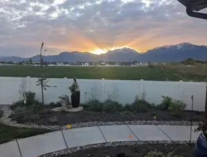 Image of Cozy Mountain-View Haven \/ Full Kitchen \/ Hot Tub \/ Easy SLC & Ski Access