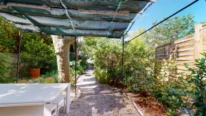 Image of The Provencal countryside in the city of Marseille
