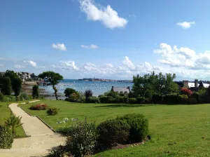 Image of Nice duplex apartment in an ancient priory, access to the beach through the park