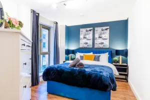 Image of Navy Retreat - 10 minutes walk to City Centre - Free Parking, Fast WiFi and Smart TV by Yoko Property