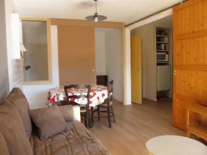 Image of ALSO 6-ROOM APARTMENT 3 ROOMS