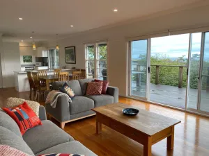 Image of McCrae, the perfect stay. Short walk to beach plus beautiful bay views