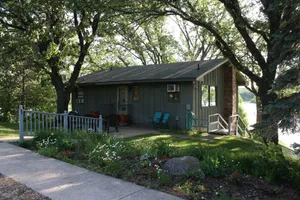 Image of Giant Oak Cabin - A perfect lakeside retreat