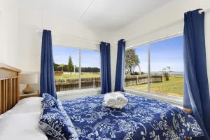 Image of Absolute Beachfront Long Beach -The Beach Is Your Backyard