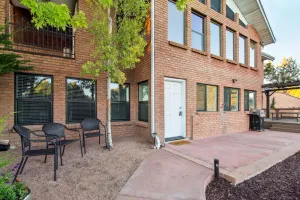Image of Patio, Grill & Fire Pit: Show Low Escape!
