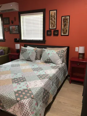 Image of Cozy Efficiency Studio\/B near DownTown