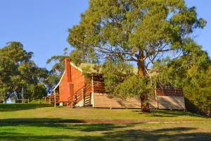 Image of Aulua Lodge - Family Holidays at Iluka Retreat