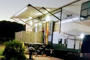 Image of Fifth wheel\/Toy hauler