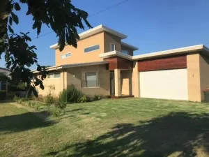 Image of 69 Beach Parade, Sandy Point 3959