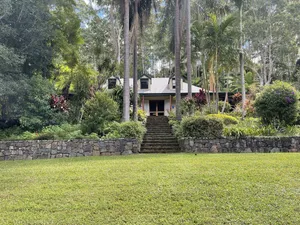Image of Relaxing country retreat.  Great for families and large groups.