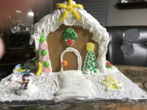 Image of This house is near the beach.