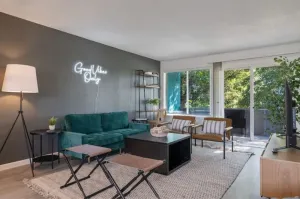 Image of Contemporary 1 BR APT - 5 min walk to River