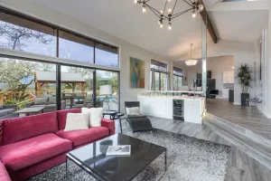 Image of Private Hilltop Vineyard Views! Luxury Home 6 Acres with private Pool & Hot Tub