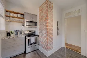 Image of Spacious Industrial Modern Apt