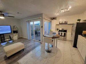 Image of Spacious n Cozy 3 Bedroom // 15 min from Downtown