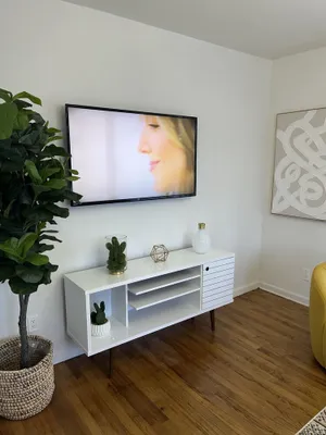 Image of Comfy Home w\/ Wi-Fi & Kitchen