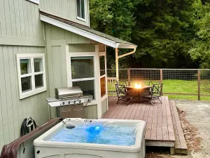 Image of Spacious Sequoia Estate
