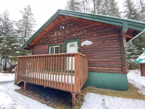 Image of Box Canyon Cabin \"Fisherman's Cabin\" - 3 bed, WIFI