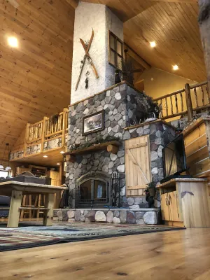 Image of Beautiful spacious secluded log home located feet from ATV\/snowmobile Trails
