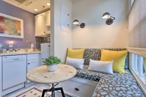 Image of Unique & Cozy Downtown Studio in Historic Mall!