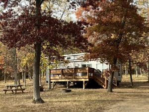 Image of Cam Cottage at Bolton Bay on Long Lake