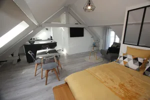 Image of DU SEL A LA VIE, large studio between marsh and ocean