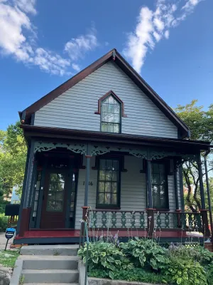 Image of 1867 Gothic VanDeventer Home